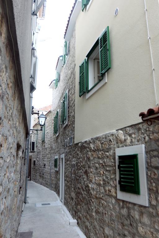 Centar Vodice Apartmani Esterno foto